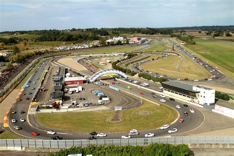 Escorts Nogaro France